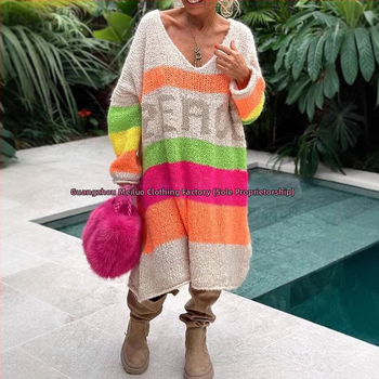 Γυναικείος πλεκτός πουλόβερ με V-λαιμό, ύφασμα πολυεστέρα, σχέδιο κολλάζ/ραφή, μοτίβο κειμένου