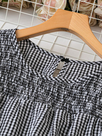 Ženski pulover-top s okruglim izrezom, 3/4 rukavi s volanom poput lotosa, mješavina pamuk-linen s ramije i poliester, standardna duljina 50–65 cm, opušten izgled