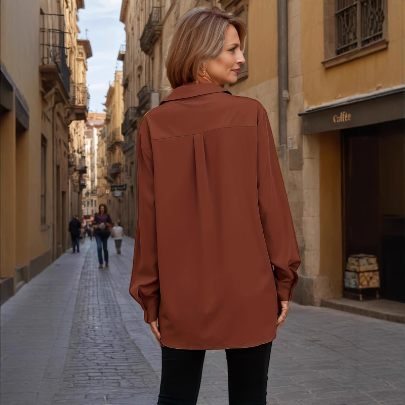 Риза полиестер, дълги ръкави, яка с ревер, свободна кройка, закопчаване с катарами