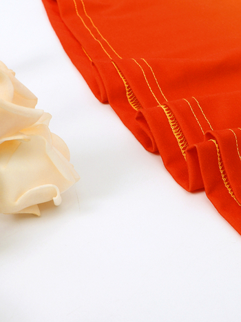 Τοπ με Ευρωπαϊκό και Αμερικανικό στυλ, στενή εφαρμογή, μη αποσπώμενες τιράντες, gradient μοτίβο, ανάμειξη πολυεστέρα-σπαντεξ