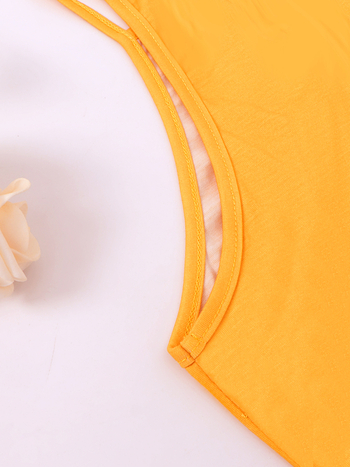 Τοπ με Ευρωπαϊκό και Αμερικανικό στυλ, στενή εφαρμογή, μη αποσπώμενες τιράντες, gradient μοτίβο, ανάμειξη πολυεστέρα-σπαντεξ