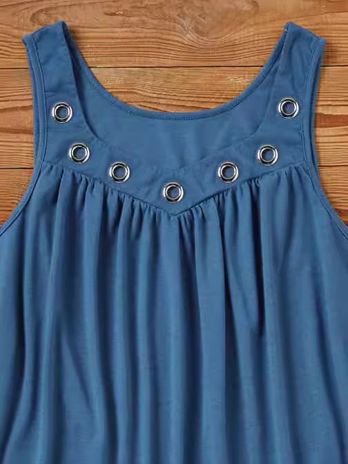 Labava pulover-vest od Milk Silk materijala, 30–50% poliester, visoka elastičnost, ramenske trake nisu uklonjive