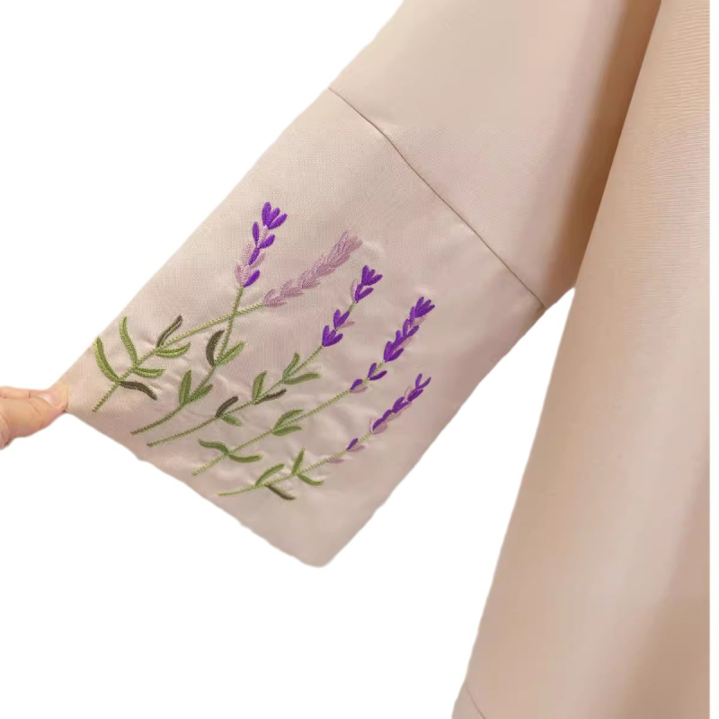 Hímzett kardigán köntös hosszú ujjaival és hosszú szoknyával, spandex anyag, magas hőmérsékletű formázás, 2024 ősz