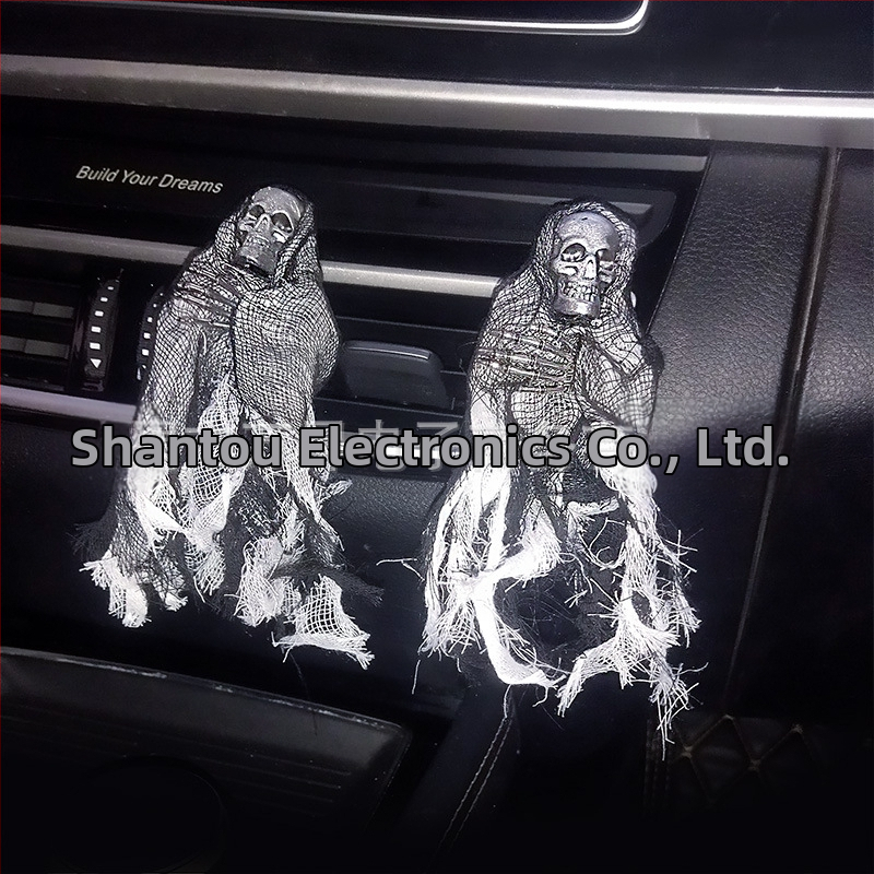 Automobilová tableta vône s motívom lebky a Halloween, klip na výduch vzduchu, kvetinová vôňa, obsah menej ako 5 ml, volatilizácia 1-15 dní