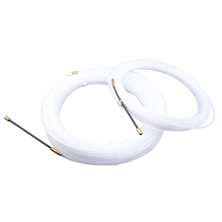 Najlonska vodilica za prolaz kablova kroz zid za elektroinstalacije — Terence, Zhejiang