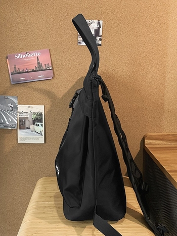 Τσάντα πλάτης unisex από νάιλον, street fashion, 20–35L, αναπνέουσα και επεκτάσιμη, με καμπυλωτό ιμάντα ώμου