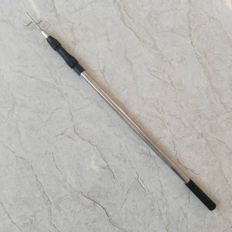 Teleskopinis strypas aukštoms vietoms su plokščiu kabliu iš nerūdijančio plieno, skirtas lauko naudojimui