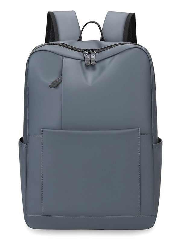 Férfi üzleti hátizsák – vízálló és kopásálló bőrfóliás anyagból, kapacitás 20–35 L, görbült vállpánttal