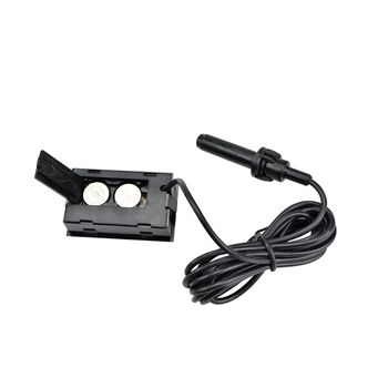 Вградена цифрова термометър-влажностомер с кабелен датчик за влечуги TPM-20, точност температура ±1°C, стандартна точност влажност, използва 2x LR44 батерии