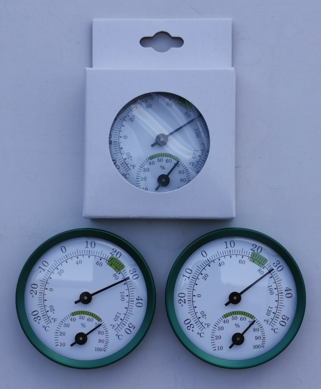 Указателен прибор за температура и влажност, диапазон -30 до 50°C, 0–100% RH, резолюция на температурата 1°C, резолюция на влажността 2%