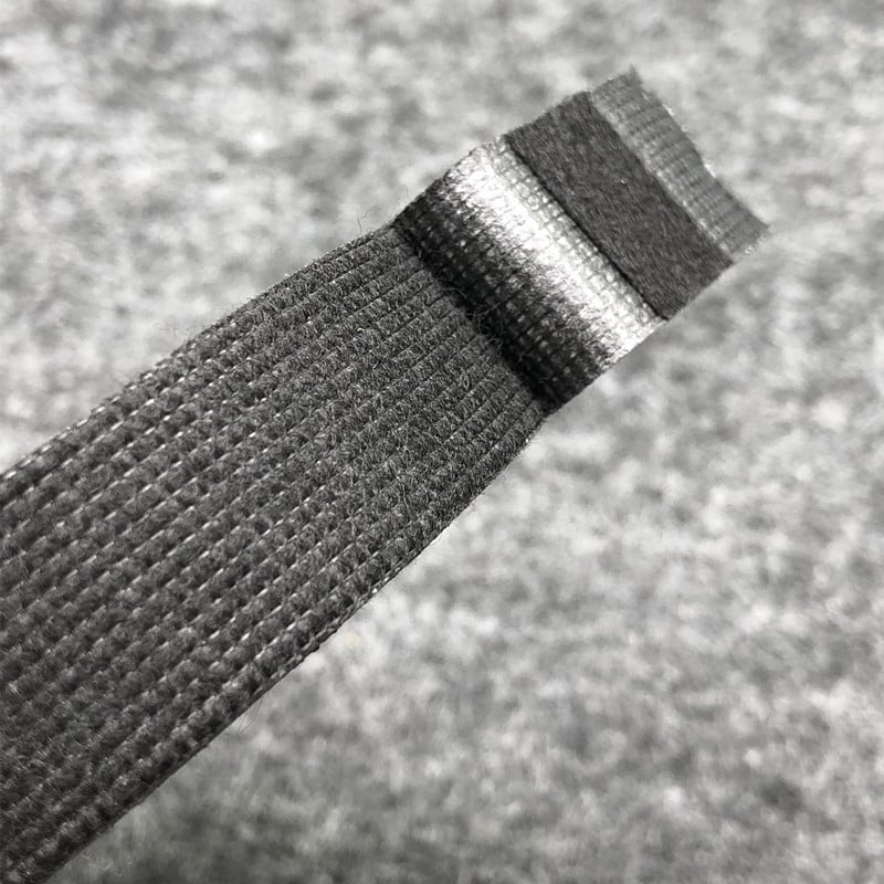 Черна фланелкова лента 19мм × 25м (Изолационен материал: 0)