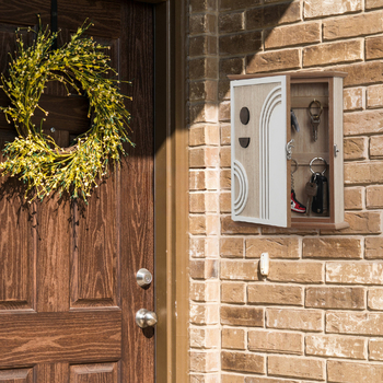 Стенно монтирана кутия за ключове със заключване, прахоустойчива, дървена, модерен минималистичен стил.