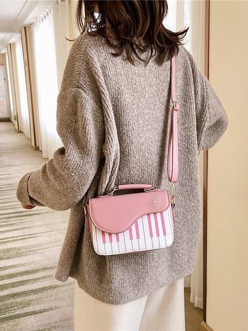 Ming Ming Női PU Kis Négyzet Alakú Crossbody Táska Fedél és Cipzáras Zsebbel, Vízszintes Négyszög Formájú