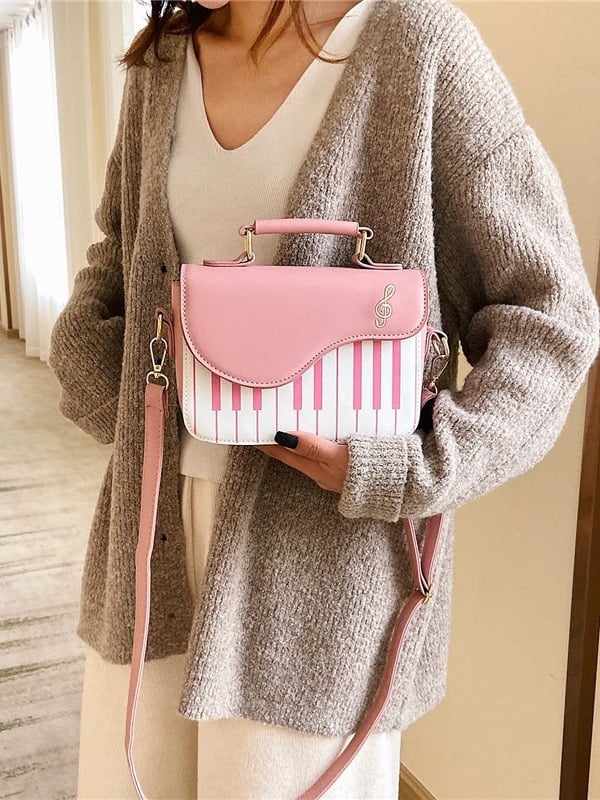 Ming Ming Női PU Kis Négyzet Alakú Crossbody Táska Fedél és Cipzáras Zsebbel, Vízszintes Négyszög Formájú