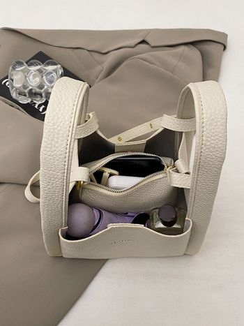 Geantă tip găleată, material PU, curea simplă, închidere cu fermoar, căptușeală poliester