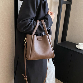 PU Tote чанта, урбан стил и простота, хоризонтална квадратна форма, капак за отваряне, вътрешен джоб