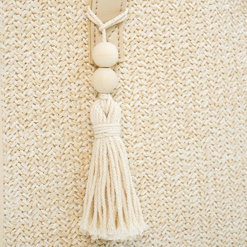 PVC szövésű kézitáska, horizontális négyzet alakú forma, nyitott zseb, dupla vállpánt, telefontartó zseb