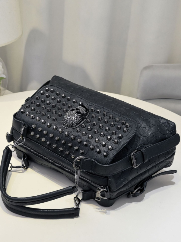 Unisex PU tote táska cipzárral, párnás forma, poliészter bélés, belső cipzáras zsebek, zseb a telefonhoz és az ID-hoz, egyetlen vállpánt