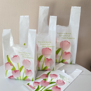 Tulpių motyvo neaustas pakuotės maišas, skirtas dovanoms ir paėmimui