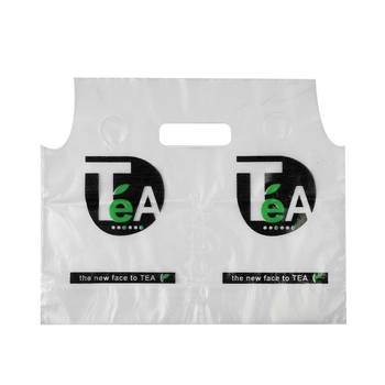 Egyszer használatos műanyag csomagoló zacskók tej-tea üzletek számára, egy- vagy két poharas italokhoz, PE anyagból, 301–400 ml kapacitás