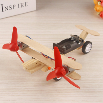 Koka demontējams lidmašīnas komplekts STEM izglītībai, spēle vecāku un bērnu mijiedarbībai, veicina intelektuālo attīstību un roku-acu koordināciju (7–14 gadi)