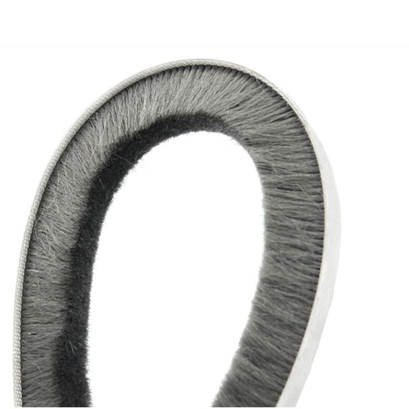 Самозалепващи уплътнения за прозорци и врати - ветроустойчиви, прахо- и шумоизолиращи, антиударни и светлозащитни