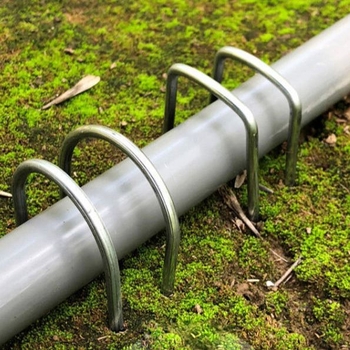 Καρφιά σε σχήμα U για στερέωση γεωϋφάσματος, δικτύου γκαζόν και σκηνών, από γαλβανισμένο χάλυβα