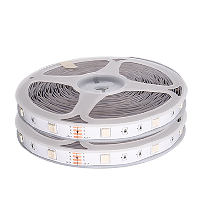 Išmani Bluetooth LED juosta 12V, 5050 LED karoliukai, nuotolinio ir programėlės valdymas, 18/30 LED, reguliuojamas šviesos ryškumas