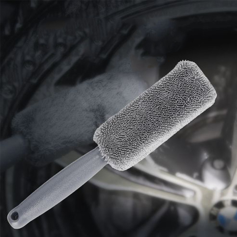 Bright and Clean mikroszálas autómosó kefe hosszú nyéllel gumik és felnik tisztítására
