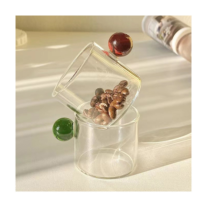 Γυάλινο φλυτζάνι με σφαιρική λαβή - γυαλί υψηλής πυριτικότητας, φυσητό, βαμμένη επιφάνεια, μοντέρνο και απλό στυλ