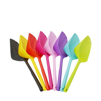 Chi Chang plastikinis virtuvės šaukštas, 2017 ruduo