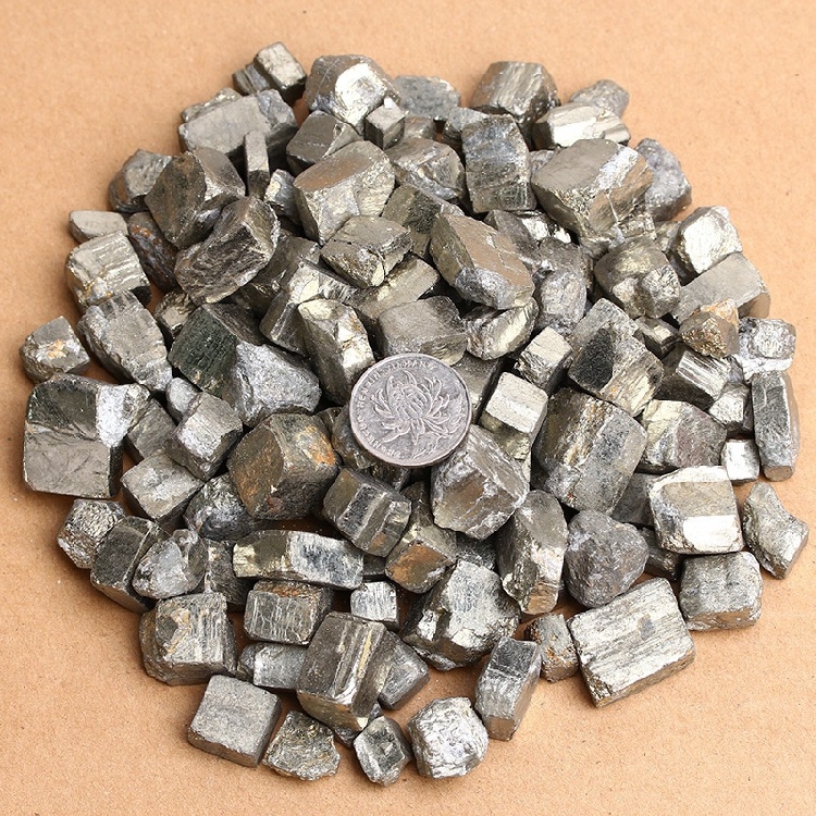 Specimen mineral pirită natural, piatră naturală decorativă, origine Shaanxi