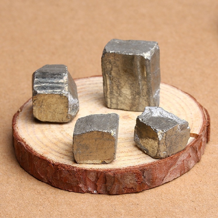 Specimen mineral pirită natural, piatră naturală decorativă, origine Shaanxi