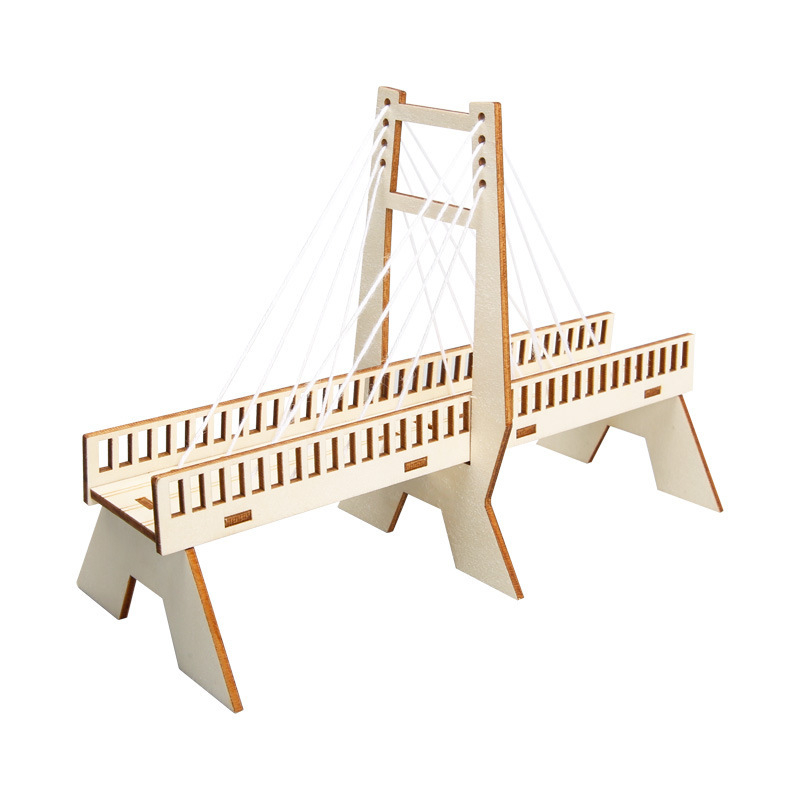 STEM tilta konstrukcijas komplekts — koks, tilts ar kabelu balstiem, mehānika un fizikas eksperimentiem 7–14 gadiem