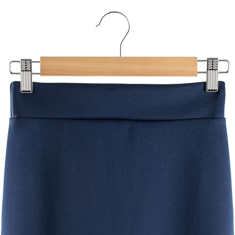 Дървена закачалка за дрехи – антихлъзгаща се, безшевен дизайн, модерен минималистичен стил