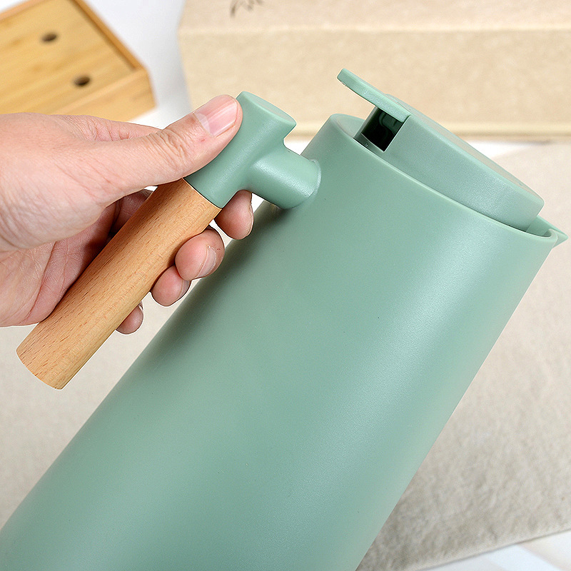 Vakuuminis kavos termosas su tvirta medine rankena, Europos stilius, stiklintė vidinė dalis, temperatūros rodiklis, logotipo spauda