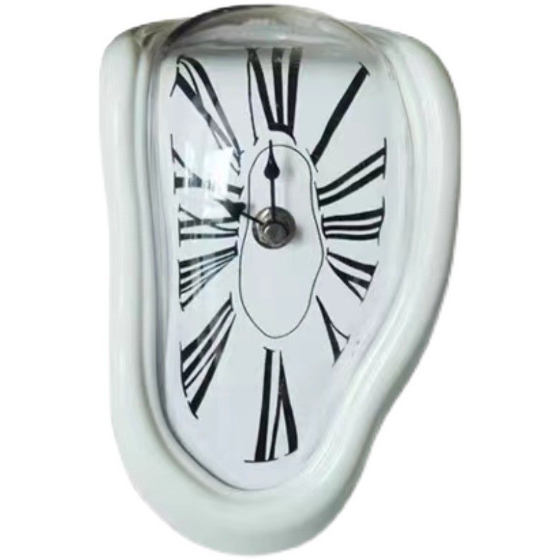 Dalí ihletésű olvadó torzított falióra, akkumulátoros működés, műanyag tokozás és számlap, egyoldalas kijelző