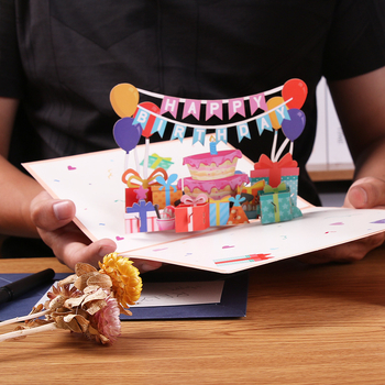 3D ръчно изработена поздравителна картичка за рожден ден с ръчно нарисувана илюстрация (Материал: специална хартия; Процес: ръчна изработка; Подходяща за: рожден ден; Стил: ръчно рисувана илюстрация)