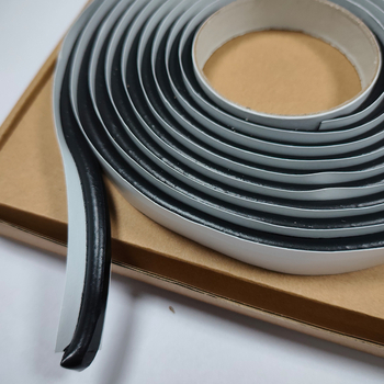 Gumijas blīvējuma lente priekš lukturiem un durvīm — ManBuer, Modelis 2023, Tips: gumijas blīvējuma lente, Materiāls: gumija, Derīgs priekš lukturu stikla un durvju ūdensnecaurlaidīgās membrānas