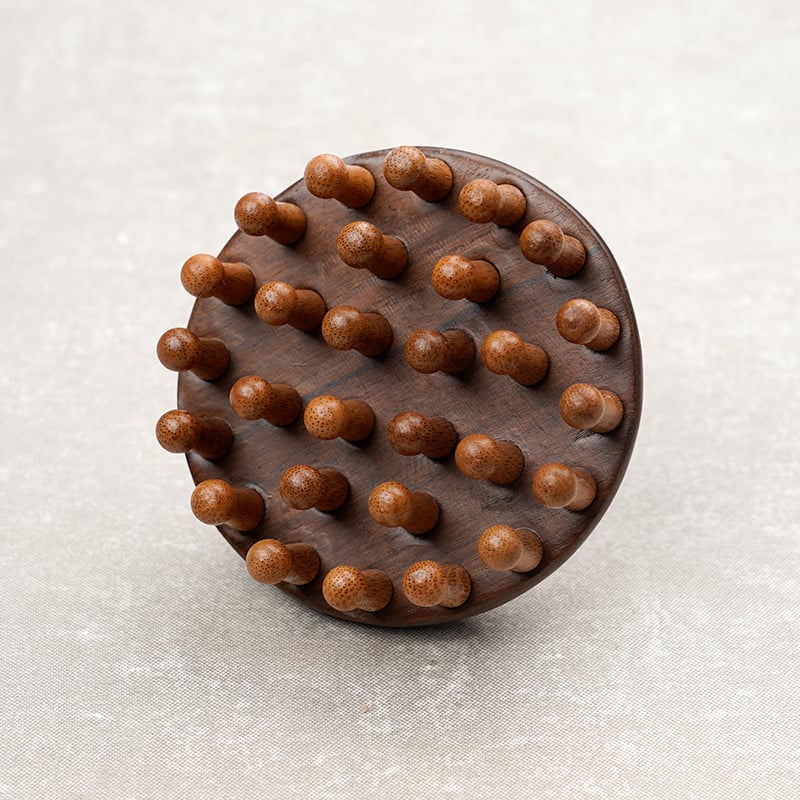 Masážni češalj od sandalovine, oblik diska, marka Xin Chen Xuan