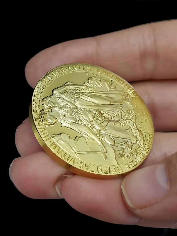 Medalja sa zlatnim premazom – portret osnivača, znanstvenika i izumitelja – prigodan poklon