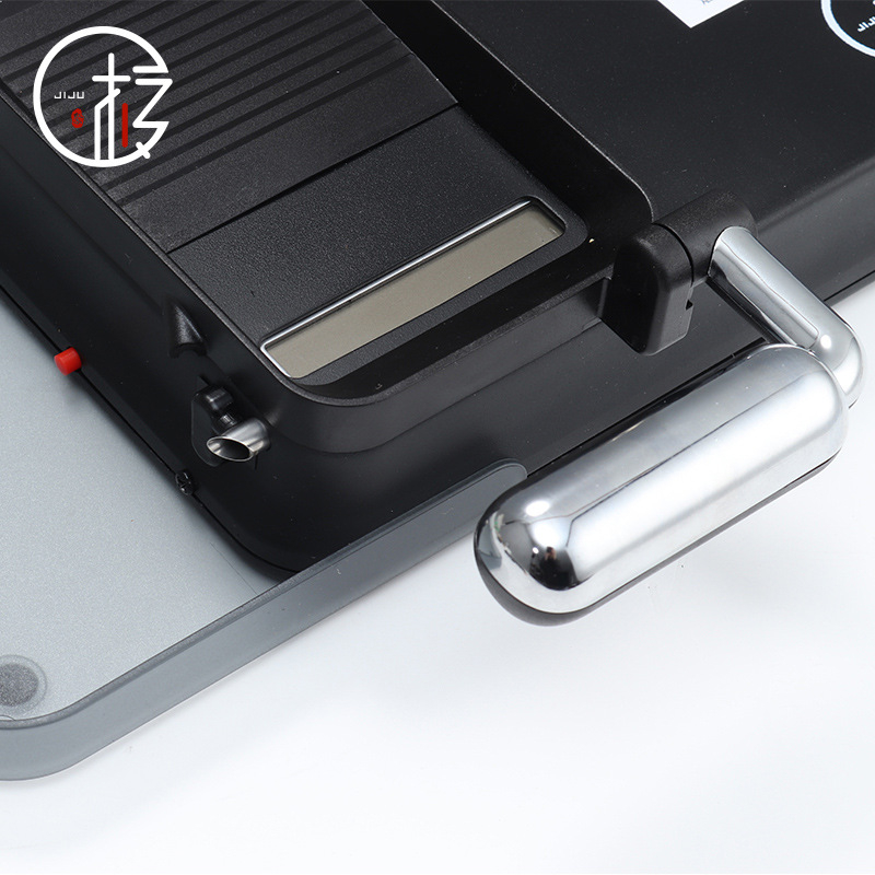 Rokas divvirzienu cigarešu rulētājs, metāla, ar roku piedziņu, mājas lietošanai