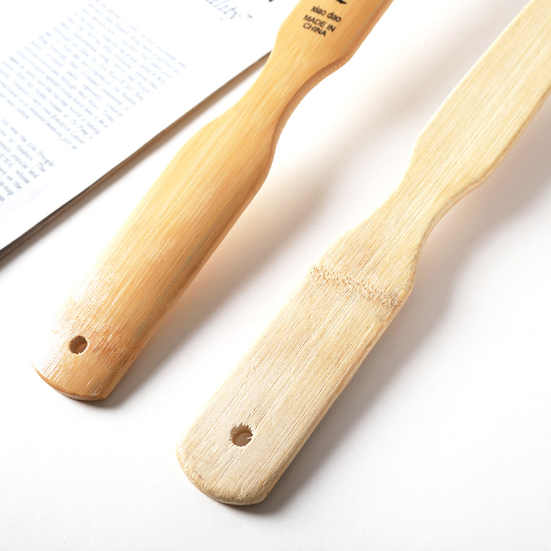 Grebalica za leđa od plastike i smole – namijenjena grebanju