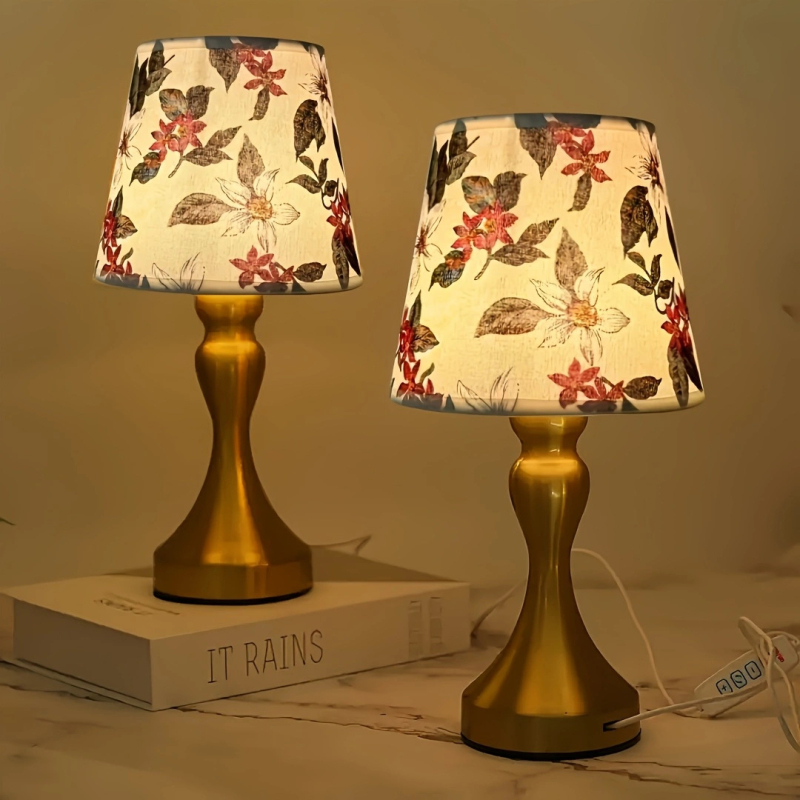 H301 Μοντέρνο επιτραπέζιο φωτιστικό με μεταλλική βάση, υφασμάτινο σκιάδιο, USB θύρα, ρύθμιση σε τρία χρώματα, νυχτερινό/ανάγνωση/ατμοσφαιρικό φως