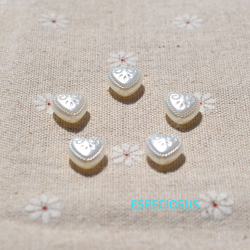 11 mm Off-White ABS Urezbane Srcolike Perle – Labave Perle za DIY Nakit, Srcolike Razdvojne Perle za Ogrlicu