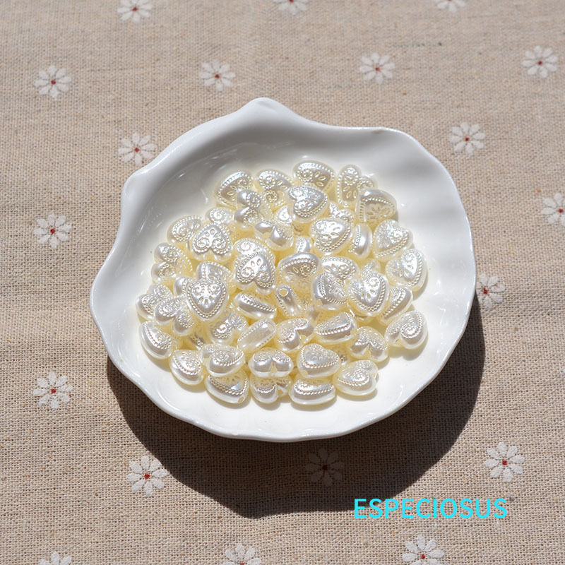 11 mm Off-White ABS Urezbane Srcolike Perle – Labave Perle za DIY Nakit, Srcolike Razdvojne Perle za Ogrlicu