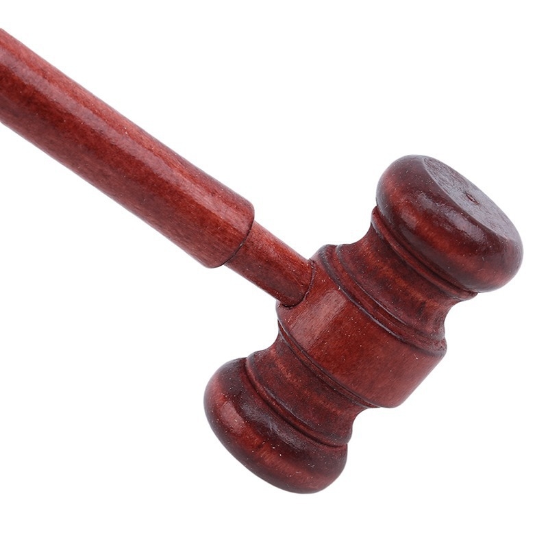 Дървен съдебен чук - ръчно изработен от лотосово дърво, модерен минималистичен дизайн, декоративен предмет за бюро