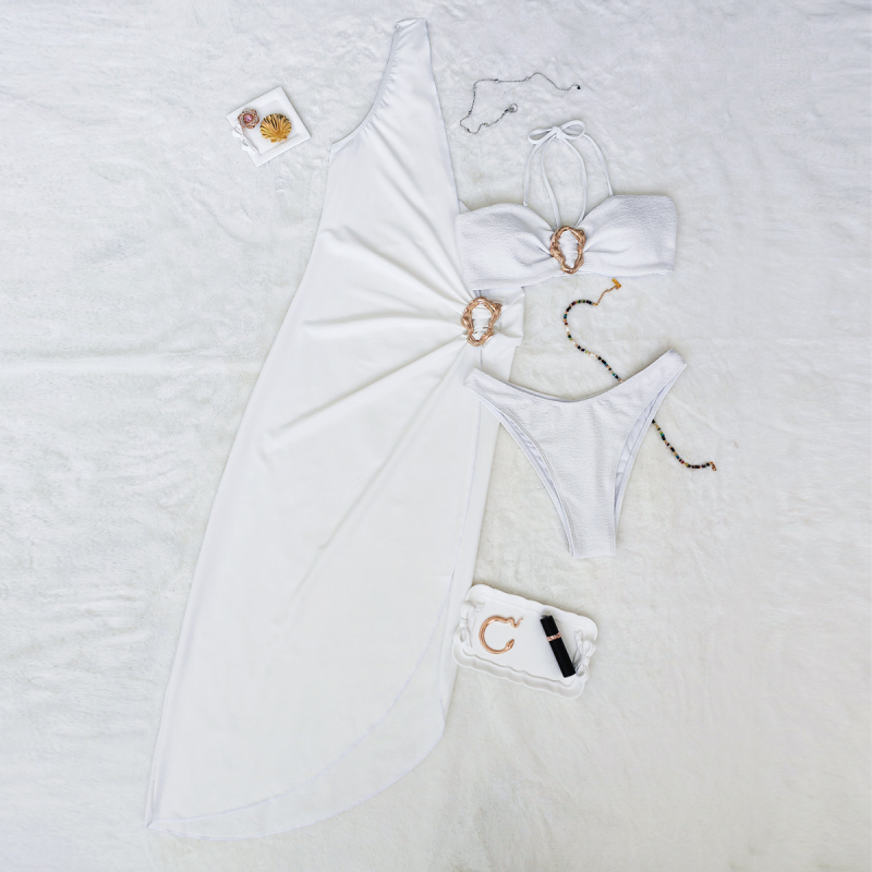 Trijų dalių maudymosi kostiumėlių komplektas su tūbos topu ir vieno peties palaidinuke; sulaužyti gėlių raštai; greitai džiūva, aukštas poliesterio elastingumas; su krūties pagalvėle, be plieno atramos; poliesterio pamušalas