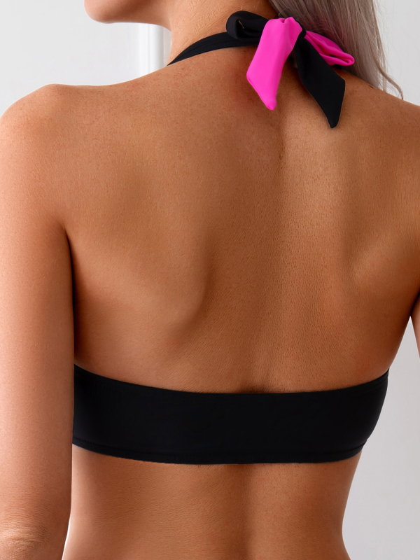 Dvi dalių moteriški maudymosi kostiumėliai: haltero kaklo dizainas, be rankovių, atvira nugara, įlietiniai puodeliai, nailono audinys su poliesterio įdėklu, aukšta elastumas