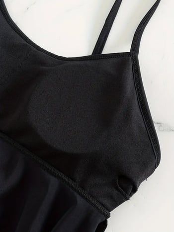 Ženski dvodijelni bikini za plivanje, otvorenih leđa, seksi stil, visoka elastičnost; jastučići za grudi; bez metalne potpore; materijal poliester 82%, podstava spandex 18%, težina 200 g/m²; pogodno za plivanje i vodene sportove